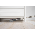 DYSON V8