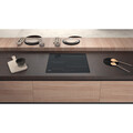 HOTPOINT HQ5760SNE